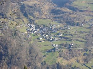 Vue de Louvie Soubiron, photo B cauhap